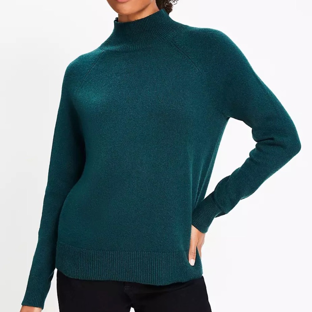 NWT LOFT Green Cowl Neck Sweater with Long Sleeves and Ribbed Hem